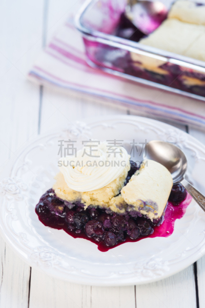 特写,脆皮蓝莓馅饼,清新,垂直画幅,无人,食物的样式,蛋糕,夏天,茴芹,甜点心