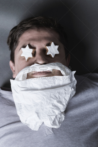 络腮胡子,星形,灰色背景,喝醉的,男人,手帕,肉桂,人的眼睛,垂直画幅,褐色