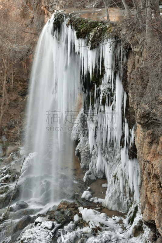 瀑布,冬天,佤族,无人,垂直画幅,图像,户外,水的凝结形态,美国,维吉尼亚