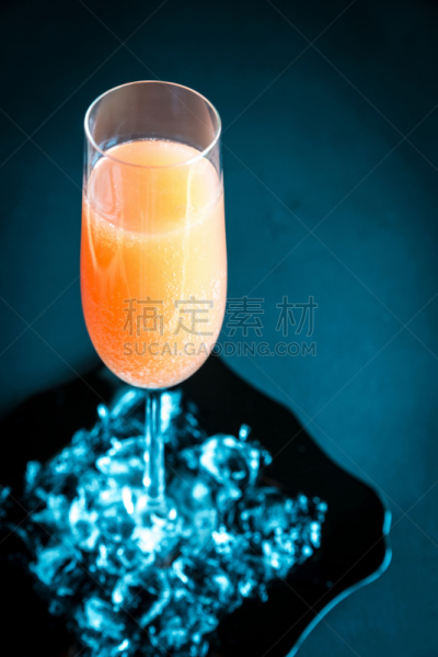 鸡尾酒,贝里尼,垂直画幅,葡萄酒,无人,桃,含酒精饮料,桃色,碾碎了的,饮料