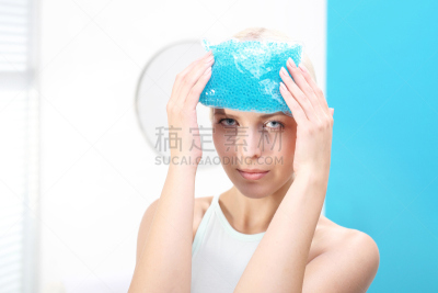 头痛,冰袋,女人,住宅房间,浴室,水平画幅,健康保健,炎症,室内