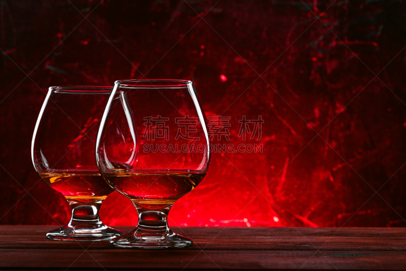 白兰地,华贵,饮料,桶,含酒精饮料,背景分离,韧性,玻璃杯,白兰地酒杯,餐馆