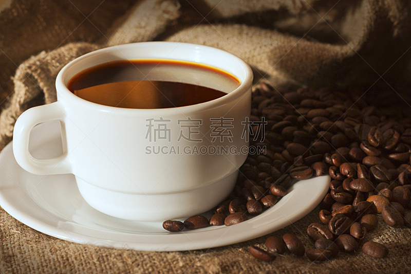 咖啡杯,咖啡豆,白色,烤咖啡豆,水平画幅,纺织品,无人,茶碟,饮料,咖啡