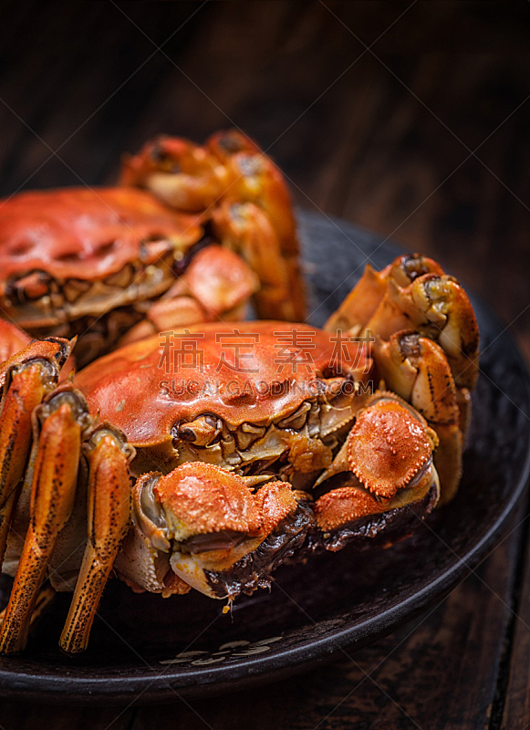 桌子,螃蟹,两个物体,十月,清新,中华绒螯蟹,食品,熟的,餐具,蛋白质