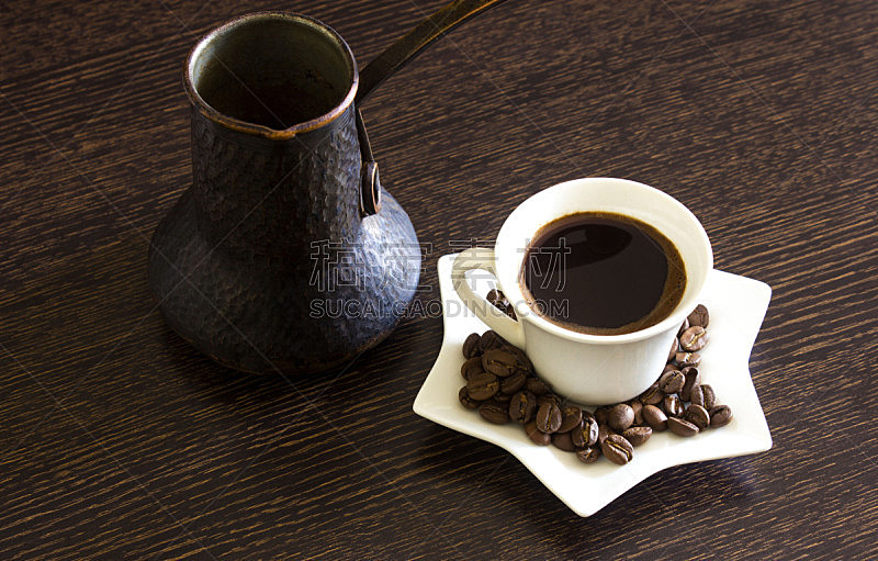 木制,咖啡杯,烤咖啡豆,褐色,水平画幅,无人,茶碟,早晨,饮料,特写