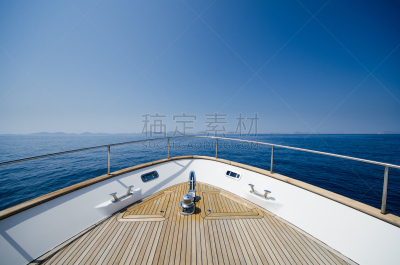 正面视角,游艇,广角镜头,水,天空,客船,水平画幅,无人,夏天,户外