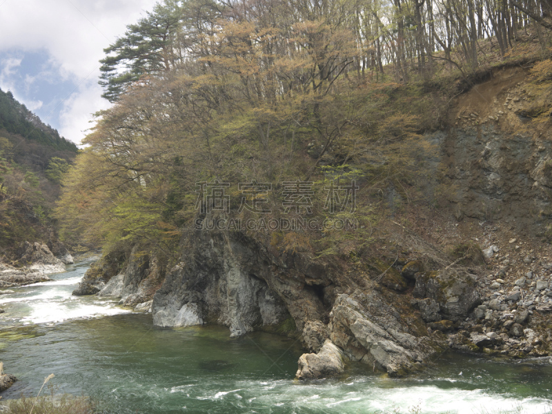 山,河流,森林,水,沟壑,水平画幅,无人,水上町,户外,石材