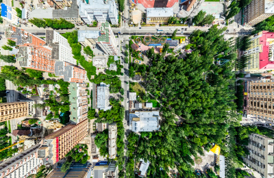 都市风景,建筑外部,房屋,全景,路,航拍视角,夏天,公园,十字路口,停车