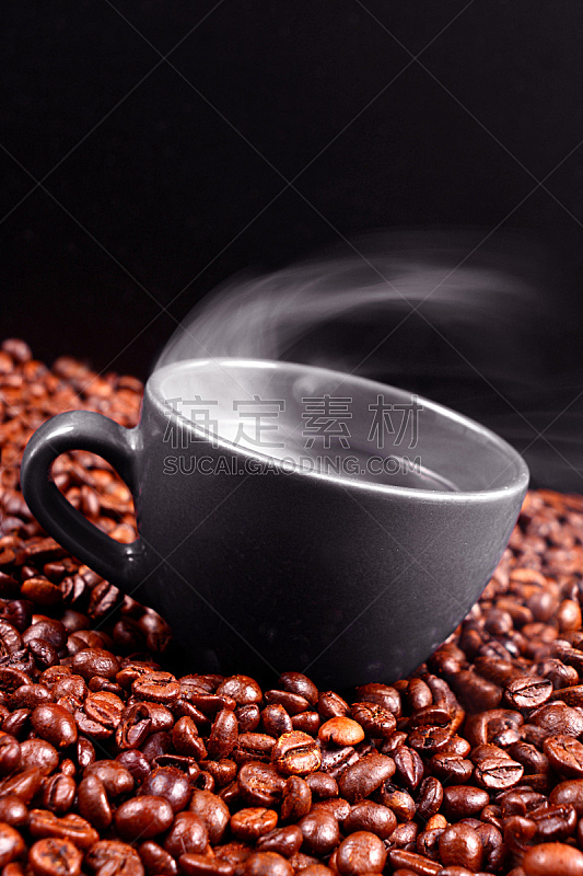 咖啡,蒸汽,垂直画幅,烤咖啡豆,褐色,咖啡馆,无人,早晨,特写,摄影