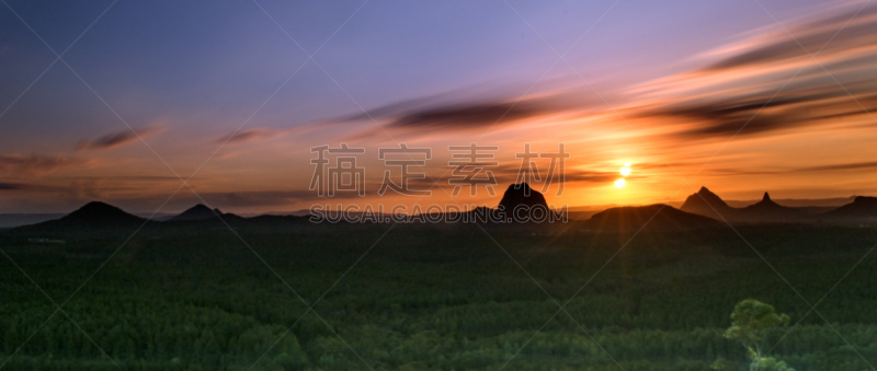 玻璃房山脉,云,黄昏,自然美,阳光海岸,岩石,澳大利亚,户外,天空,山脉
