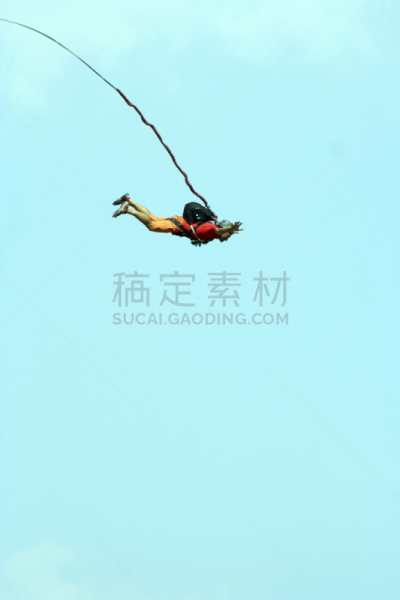 蹦极,定点跳伞,弹力绳,跳崖,跳伞运动,自由落体,男子的田赛项目,连身服,垂直画幅,风险