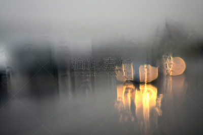 在活动中,雨,气候,汽车,彩虹,户外,乌云,红色,季节,秋天