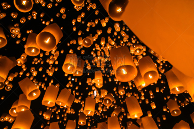 易鹏,灯笼,半空中,泰国,传统节日,焰火,中国灯笼,纸灯笼,元宵节,天空