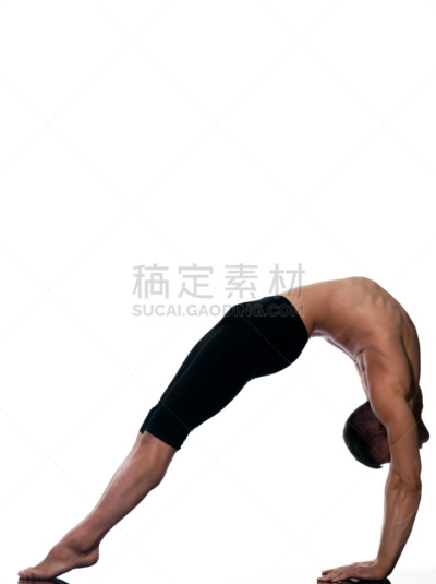桥式,男人,瑜伽,肩倒立式 ,跳马,垂直画幅,留白,侧面像,白人