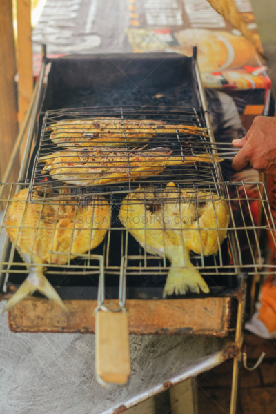 格子烤肉,食品,印度尼西亚,鱼类,传统,商务,热,清新,一个人,烤肉架