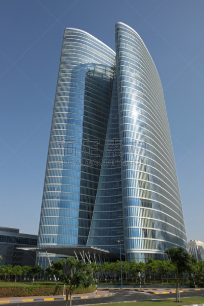 建筑外部,阿布扎比,现代,垂直画幅,建筑,无人,玻璃,户外,城市,阿拉伯联合酋长国