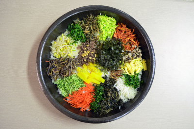 拌饭,全州市,食品,传统,韩国烤肉,韩国泡菜,小牛肉,配菜,蛋黄,韩国食物