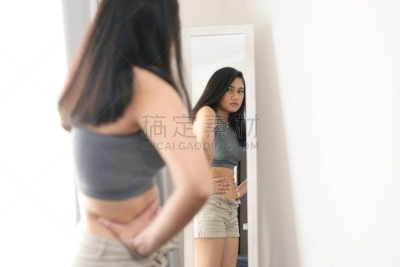 身体关注,水平画幅,进食障碍,美人,健康,心理健康,生活平衡,仅成年人,长发