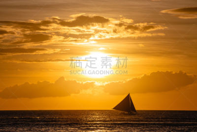 桨叉架船,有帆船,一个人,远距离,帆船,水,天空,留白,休闲活动,自由