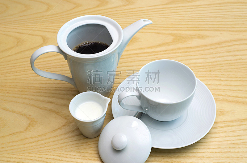 水壶,杯,桌子,牛奶,咖啡,烤咖啡豆,褐色,水平画幅,无人,茶碟