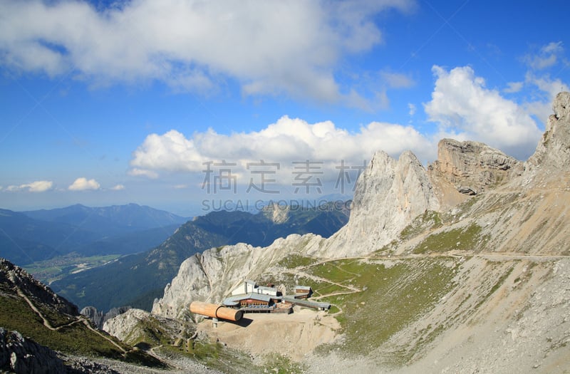 山,卡尔文德尔山脉,巴伐利亚阿尔卑斯山区,天空,旅游目的地,水平画幅,无人,蓝色,夏天,户外