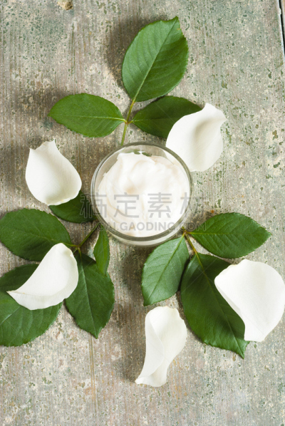 润肤露,花瓣,垂直画幅,留白,风化的,无人,spa美容,古老的,抗痘护理露,奶油