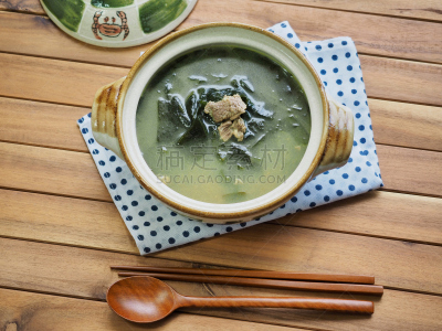 韩国食物,牛肉,海草,汤,焖菜,饮食产业,日本食品,东方食品,餐具,自制的