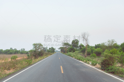 白昼,夏天,天空,极简构图,无人,蓝色,留白,背景,柏油路,草坪