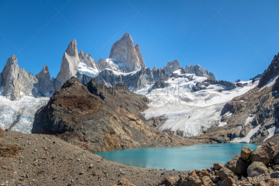 费兹罗山,查敦,巴塔哥尼亚,阿根廷,特拉华,拉古娜海滩,lagos de los tres,费兹罗山脉,勒马前行,圣克鲁斯省
