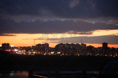 城市天际线,曙暮光,在上面,自然美,新西伯利亚,美国,水平画幅,建筑,早晨,剪影