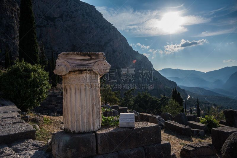 âRemains of ionic column at ancient Delphi site, Greece, Peloponnese â. Vertical orientation