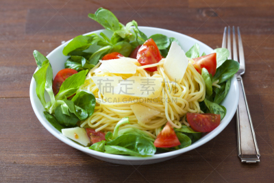 意大利细面条,沙拉,野苣,饮食,水平画幅,无人,膳食,奶酪,西红柿,盘子