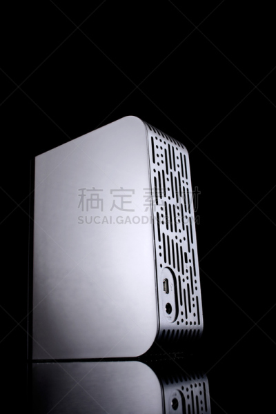 硬盘驱动器,垂直画幅,建筑外部,数据,塑胶,金属,特写,电子元件,usb线,计算机部件