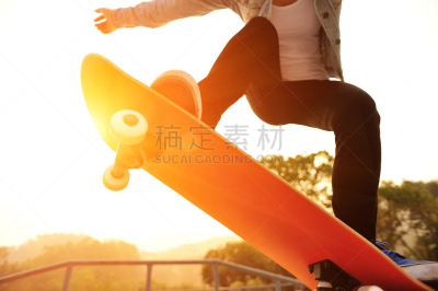 滑板运动,活力,运动,极限运动,半管,平衡,东亚人,公园,滑板公园,儿童