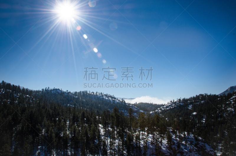 太阳,山,天空,松树,铁杉树,水平画幅,雪,无人,蓝色,圣胡安山脉