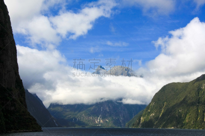 doubtful sound,米佛峡湾,水,天空,水平画幅,山,无人,户外,树林