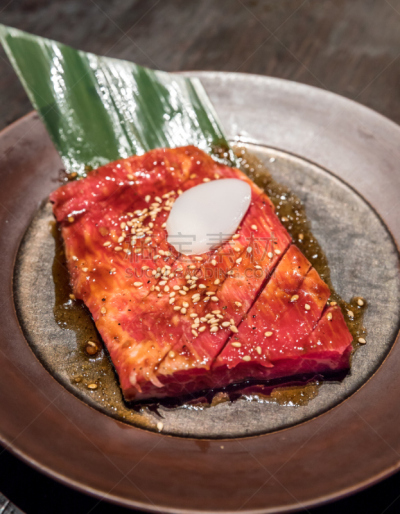 烧肉,烤肉架,韩国烤肉,腰肉,肋骨,垂直画幅,生食,商业厨房,肉,部分
