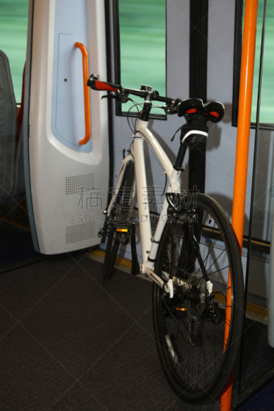 自行车,里面,火车,Tourist Train,地铁,山地车,车厢,客车,垂直画幅,新的