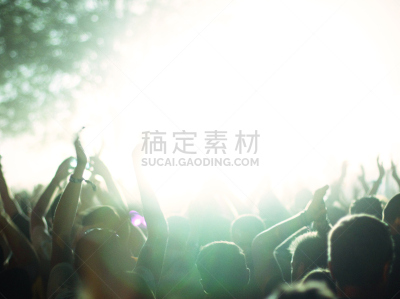 人,音乐,热烈欢迎,用手装出触角,迪斯科灯光,舞台灯光,鼓掌欢迎,迪斯科,霓虹色,张开手臂