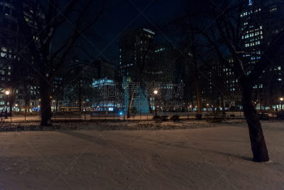 麦迪逊广场花园,雪,公园长椅,美国,水平画幅,建筑,夜晚,无人,户外,路灯