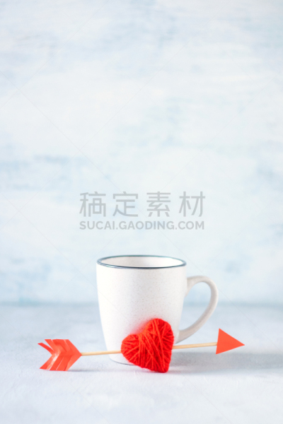 杯,背景,情人节,丘比特,极简构图,创造力,红色,箭头符号,概念,心型