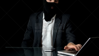 相机,笔记本电脑,巴拉克拉法帽,男人,银行,安全,仅男人,技术,仅一个男人,逃避现实