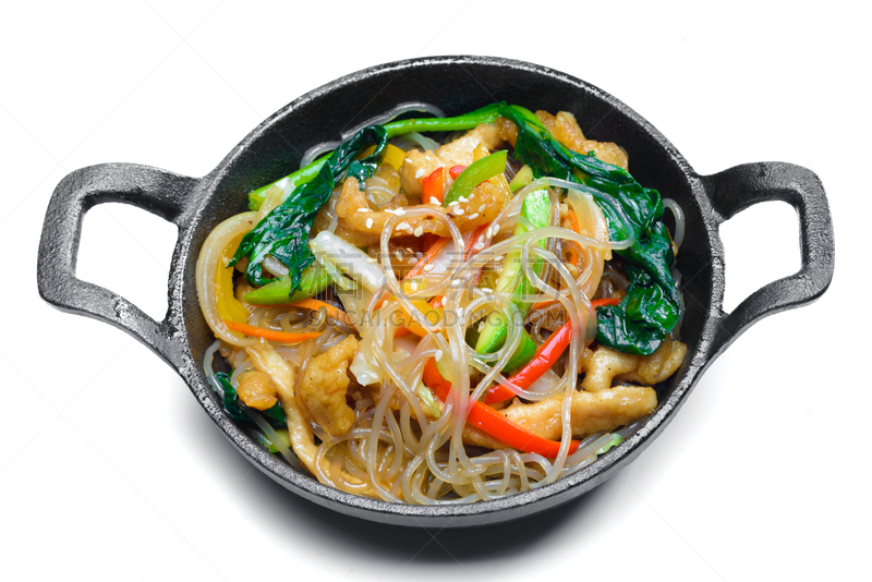 米粉,蔬菜,煎锅,韩式炒粉丝,木炭火盆,日本拉面,炒菜锅,胡萝卜,水平画幅,洋葱