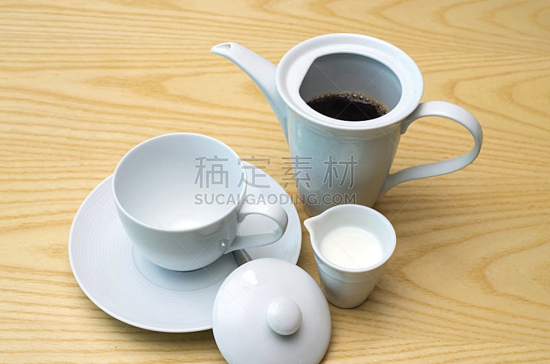 水壶,杯,桌子,咖啡,白色,牛奶,烤咖啡豆,褐色,水平画幅,无人