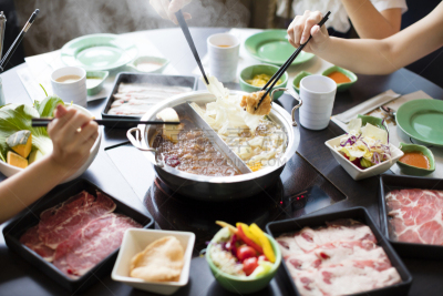 桌子,波特派,中国食品,调味品,对称,日式火锅菜,豆腐,汤,韩国食物,水平画幅