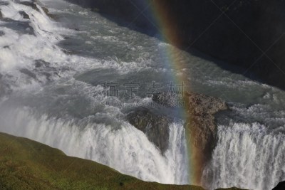 黄金瀑布,黄金圈路线,seljalandsfoss waterfall,水平画幅,瀑布,无人,夏天,户外,石材,草
