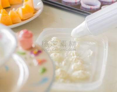 生奶油,动作,尚蒂伊,奶油淇淋,水平画幅,奶泡,蛋糕,烘焙糕点,奶酪,甜点心