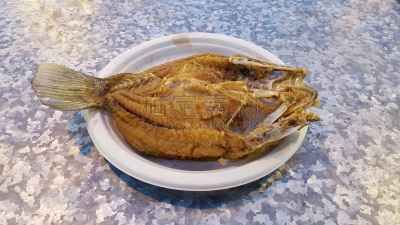 盘子,鱼肉,泰国食品,餐具,格子烤肉,水平画幅,膳食,罗非鱼,柠檬,红色