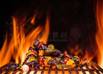 火焰,串肉签,精神振作,炊具,格子烤肉,嫩里脊排,水平画幅,格子,膳食,夏天
