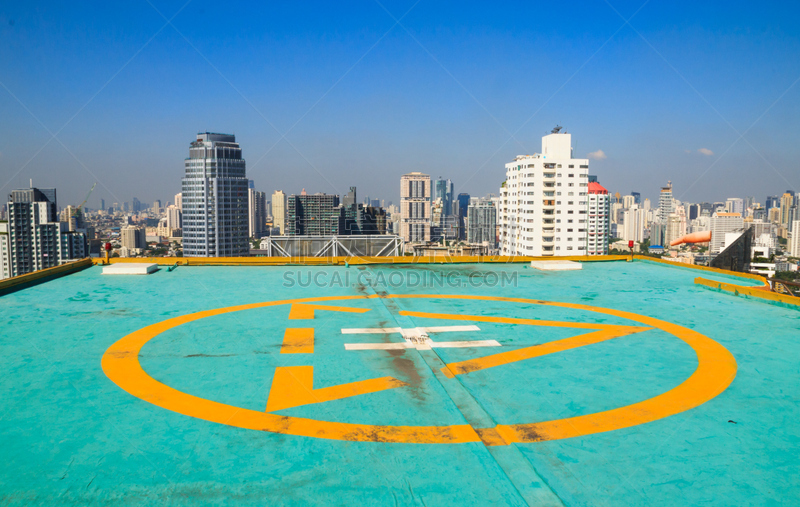 直升机,直升机停机坪,天空,水平画幅,户外,在上面,都市风景,白色,屋顶,地板